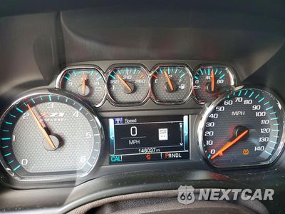 Zdjęcie 9 z 13 samochodu: 2018 CHEVROLET SUBURBAN K1500 LT VIN:1GNSKHKC0JR353545 - miniatura