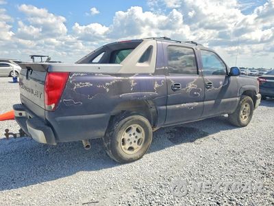 Trzecie zdjęcie samochodu z tyłu: 2005 CHEVROLET AVALANCHE C1500 VIN:3GNEC12Z25G277967 - miniatura