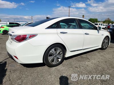Trzecie zdjęcie samochodu z tyłu: 2013 HYUNDAI SONATA HYBRID VIN:KMHEC4A43DA070710 - miniatura