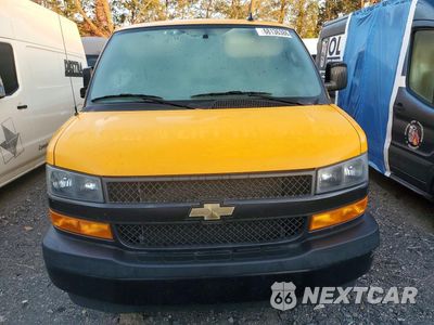 Piąte zdjęcie samochodu w środku: 2024 CHEVROLET EXPRESS G2500 VIN:1GCWGBFP0R1102945 - miniatura