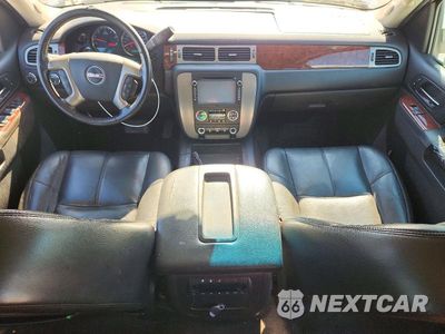 Zdjęcie 8 z 13 samochodu: 2013 GMC YUKON XL K1500 SLT VIN:1GKS2KE7XDR249299 - miniatura