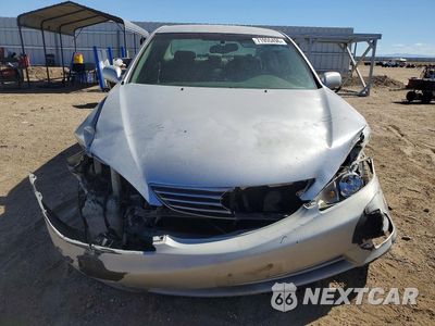 Piąte zdjęcie samochodu w środku: 2006 TOYOTA CAMRY XLE VIN:4T1BE32K76U104167 - miniatura
