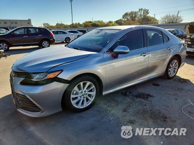 2022 TOYOTA CAMRY LE 4T1C11AK5NU685253 - główne zdjęcie licytacji z USA - miniatura