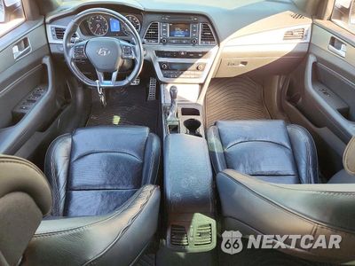 Zdjęcie 8 z 12 samochodu: 2015 HYUNDAI SONATA SPORT 2.0T VIN:5NPE34AB2FH093703 - miniatura