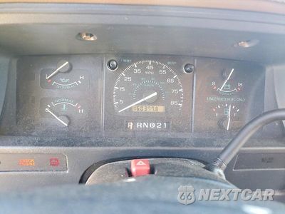 Zdjęcie 9 z 13 samochodu: 1993 FORD ECONOLINE E150 VIN:1FMEE11H0PHB06683 - miniatura