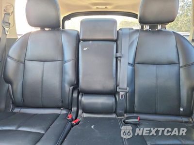 Zdjęcie 10 z 13 samochodu: 2017 NISSAN PATHFINDER SL VIN:5N1DR2MM5HC622762 - miniatura