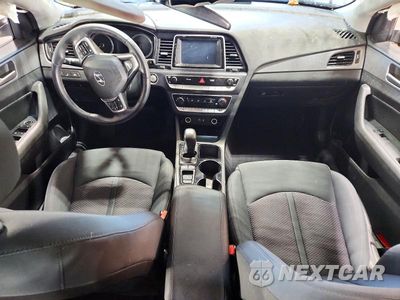 Zdjęcie 8 z 12 samochodu: 2018 HYUNDAI SONATA SEL VIN:5NPE34AF7JH656370 - miniatura