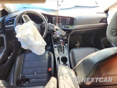 Zdjęcie 8 z 12 samochodu: 2022 VOLKSWAGEN JETTA SE VIN:3VWEM7BU4NM000796 - miniatura