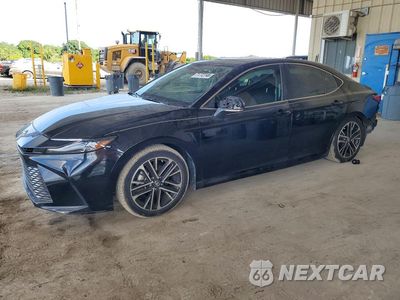 2025 TOYOTA CAMRY XLE 4T1DAACK1SU556441 - główne zdjęcie licytacji z USA - miniatura