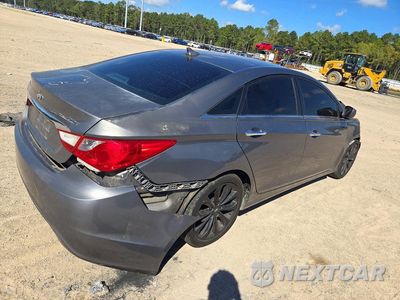 Trzecie zdjęcie samochodu z tyłu: 2011 HYUNDAI SONATA SE VIN:5NPEC4AC8BH281810 - miniatura