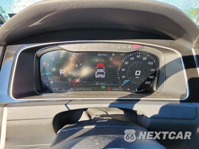 Zdjęcie 9 z 12 samochodu: 2016 VOLKSWAGEN GTI S/SE VIN:3VW4T7AU7GM053107 - miniatura