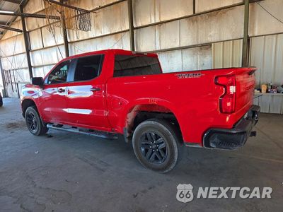 Drugie zdjęcie samochodu z przodu: 2020 CHEVROLET SILVERADO K1500 TRAIL BOSS CUSTOM VIN:1GCPYCEFXLZ187091 - miniatura