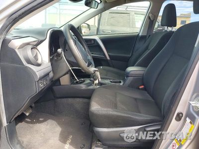 Zdjęcie 7 z 14 samochodu: 2018 TOYOTA RAV4 LE VIN:JTMZFREV0JD124830 - miniatura