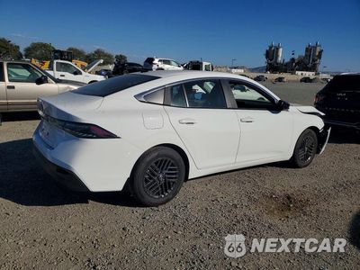 Trzecie zdjęcie samochodu z tyłu: 2026 NISSAN SENTRA SV VIN:3N1AB9CV6TY304523 - miniatura