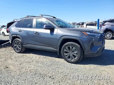 Czwarte zdjęcie samochodu z boku: 2023 TOYOTA RAV4 XLE PREMIUM VIN:2T3B6RFV4RW070379 - miniatura