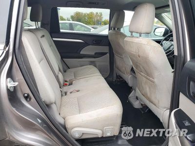 Zdjęcie 11 z 13 samochodu: 2017 TOYOTA HIGHLANDER LE VIN:5TDBZRFH0HS439921 - miniatura
