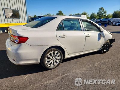 Trzecie zdjęcie samochodu z tyłu: 2013 TOYOTA COROLLA LE VIN:2T1BU4EE9DC107388 - miniatura