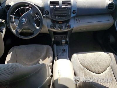 Zdjęcie 8 z 13 samochodu: 2011 TOYOTA RAV4 BASE VIN:2T3ZF4DV0BW083074 - miniatura