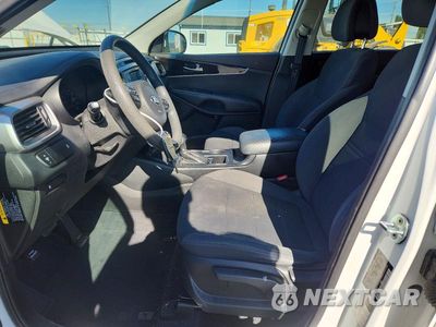 Zdjęcie 7 z 13 samochodu: 2016 KIA SORENTO LX VIN:5XYPGDA39GG164734 - miniatura