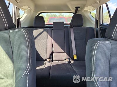 Zdjęcie 10 z 13 samochodu: 2018 TOYOTA RAV4 XLE VIN:JTMWFREV3JJ734077 - miniatura