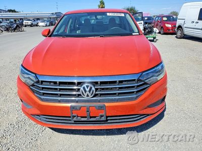 Piąte zdjęcie samochodu w środku: 2019 VOLKSWAGEN JETTA S VIN:3VWCB7BU4KM184842 - miniatura