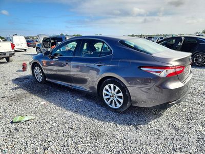 Drugie zdjęcie samochodu z przodu: 2018 TOYOTA CAMRY LE VIN:4T1B11HK6JU655562 - miniatura