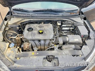 Zdjęcie 11 z 13 samochodu: 2019 HYUNDAI ELANTRA SE VIN:5NPD74LF2KH463610 - miniatura