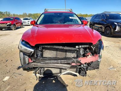 Piąte zdjęcie samochodu w środku: 2021 VOLVO XC60 T5 MOMENTUM VIN:YV4102RK4M1823239 - miniatura