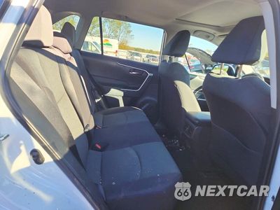 Zdjęcie 11 z 14 samochodu: 2023 TOYOTA RAV4 XLE VIN:2T3P1RFV2PW330280 - miniatura