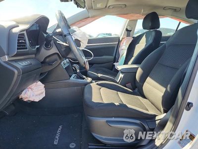 Zdjęcie 7 z 12 samochodu: 2020 HYUNDAI ELANTRA VALUE EDITION VIN:5NPD84LF9LH629622 - miniatura