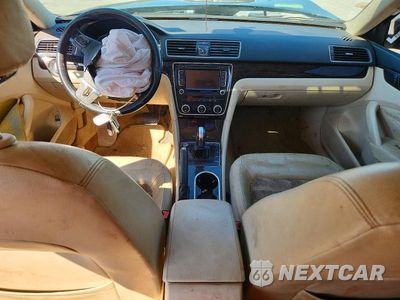 Zdjęcie 8 z 13 samochodu: 2014 VOLKSWAGEN PASSAT SEL VIN:1VWCN7A34EC098131 - miniatura