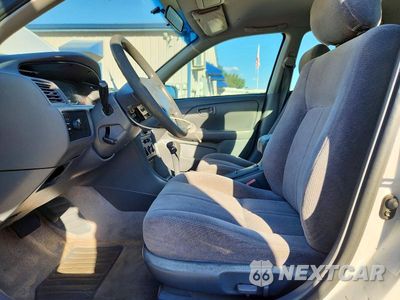 Zdjęcie 7 z 12 samochodu: 1999 TOYOTA CAMRY LE VIN:JT2BG22K9X0377055 - miniatura