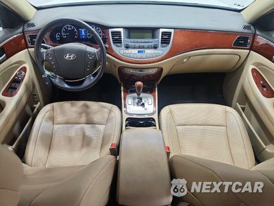 Zdjęcie 8 z 12 samochodu: 2012 HYUNDAI GENESIS 3.8L VIN:KMHGC4DD9CU186253 - miniatura