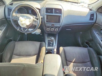 Zdjęcie 8 z 14 samochodu: 2019 MITSUBISHI OUTLANDER SPORT ES VIN:JA4AR3AUXKU009694 - miniatura