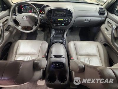 Zdjęcie 8 z 13 samochodu: 2005 TOYOTA SEQUOIA SR5 VIN:5TDBT44A55S253670 - miniatura