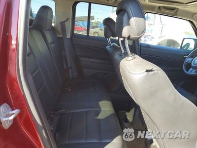 Zdjęcie 11 z 13 samochodu: 2017 JEEP PATRIOT LATITUDE VIN:1C4NJRFB2HD206084 - miniatura