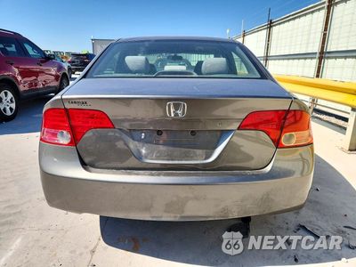 Zdjęcie 6 z 12 samochodu: 2006 HONDA CIVIC LX VIN:1HGFA16586L062822 - miniatura