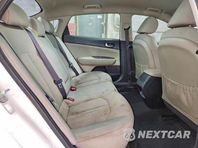 Zdjęcie 10 z 12 samochodu: 2016 KIA OPTIMA LX VIN:KNAGT4L35G5092803 - miniatura
