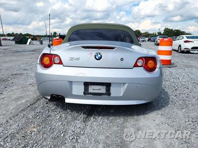 Zdjęcie 6 z 13 samochodu: 2004 BMW Z4 2.5 VIN:4USBT33534LS52350 - miniatura