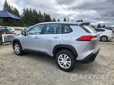 Drugie zdjęcie samochodu z przodu: 2024 TOYOTA COROLLA CROSS L VIN:7MUAAABG8RV118346 - miniatura