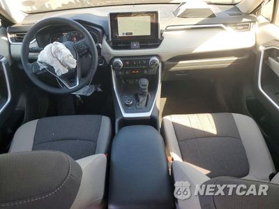 Zdjęcie 8 z 13 samochodu: 2025 TOYOTA RAV4 HYBRID XLE VIN:JTMRWRFV9SJ077380 - miniatura