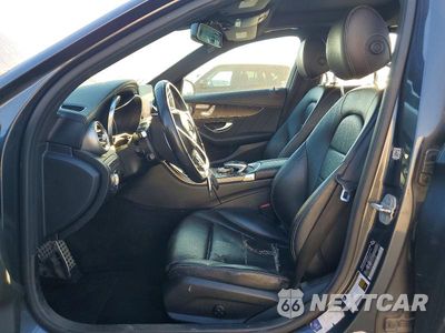 Zdjęcie 7 z 12 samochodu: 2016 MERCEDES-BENZ C 300 4MATIC VIN:55SWF4KB2GU102294 - miniatura