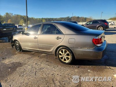 Drugie zdjęcie samochodu z przodu: 2005 TOYOTA CAMRY XLE VIN:4T1BE32K25U957820 - miniatura