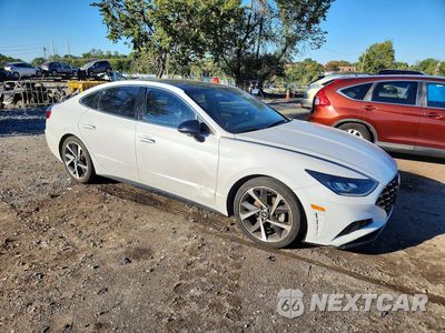 Czwarte zdjęcie samochodu z boku: 2022 HYUNDAI SONATA SEL PLUS VIN:5NPEJ4J26NH137609 - miniatura