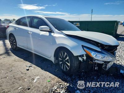 Czwarte zdjęcie samochodu z boku: 2018 NISSAN ALTIMA 2.5 SV VIN:1N4AL3AP4JC147890 - miniatura