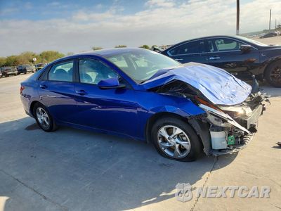 Czwarte zdjęcie samochodu z boku: 2021 HYUNDAI ELANTRA SE VIN:5NPLL4AG0MH024220 - miniatura