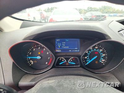 Zdjęcie 9 z 12 samochodu: 2015 FORD ESCAPE SE VIN:1FMCU9GX5FUA44615 - miniatura