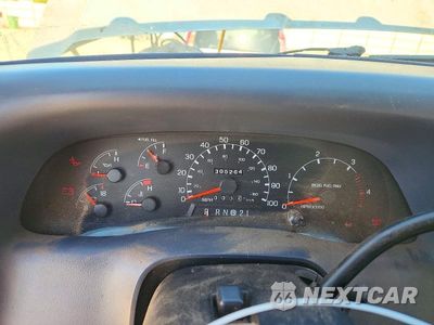 Zdjęcie 9 z 12 samochodu: 1999 FORD F250 SUPER DUTY VIN:1FTNW21F2XEA38233 - miniatura
