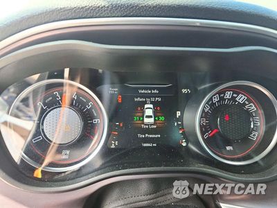Zdjęcie 9 z 12 samochodu: 2017 DODGE CHALLENGER SXT VIN:2C3CDZAG6HH536139 - miniatura