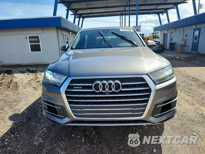 Piąte zdjęcie samochodu w środku: 2017 AUDI Q7 PREMIUM PLUS VIN:WA1LAAF75HD035376 - miniatura